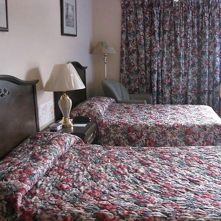 Chipican Motel Sarnia Ngoại thất bức ảnh