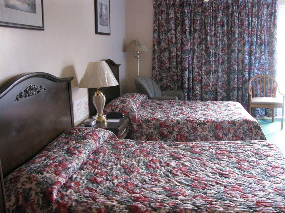 Chipican Motel Sarnia Ngoại thất bức ảnh