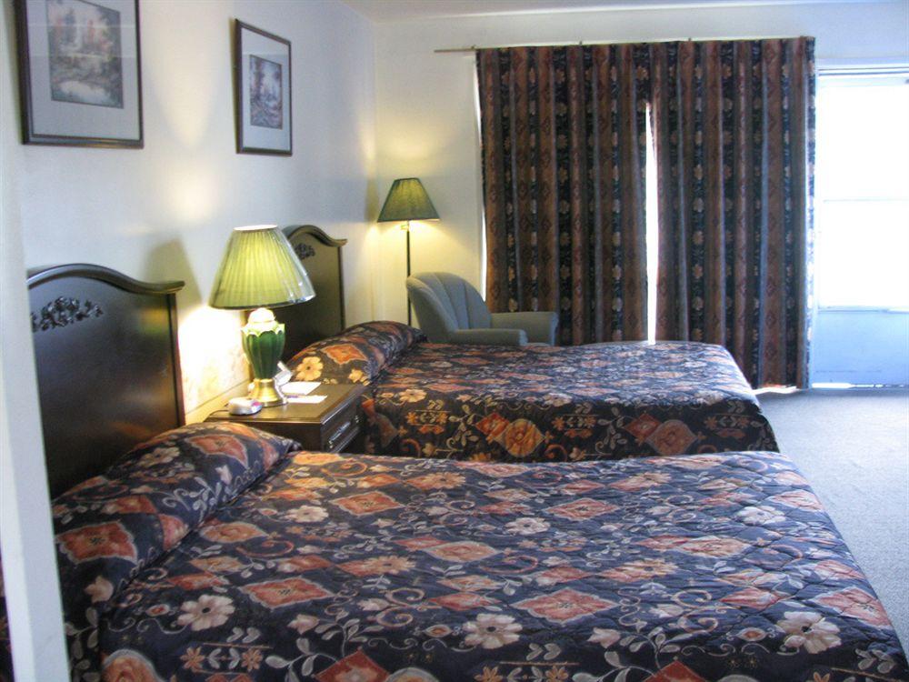 Chipican Motel Sarnia Ngoại thất bức ảnh